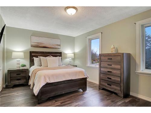 A-586 Mount Anne Drive, Waterloo, ON - Indoor Photo Showing Bedroom