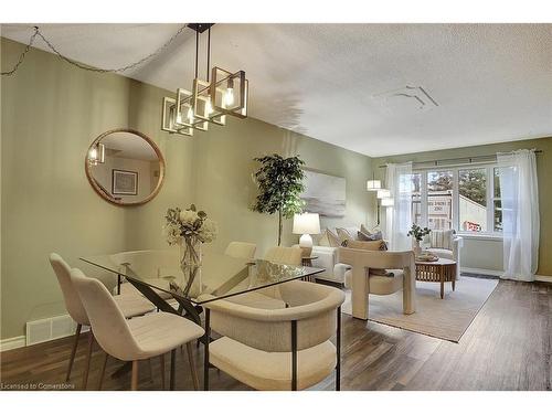 A-586 Mount Anne Drive, Waterloo, ON - Indoor Photo Showing Dining Room