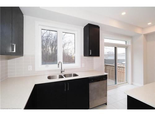 1305-585 Colborne Street E, Brantford, ON - Indoor Photo Showing Kitchen With Double Sink