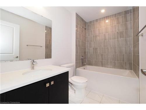 1305-585 Colborne Street E, Brantford, ON - Indoor Photo Showing Bathroom