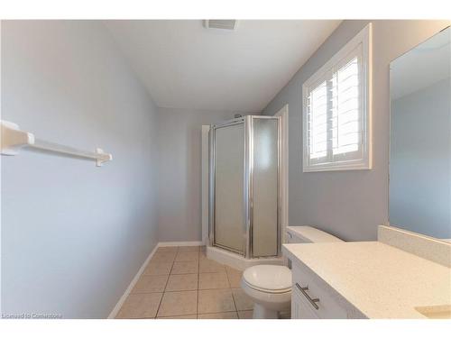 Upper-53 Sandwell Court W, Kitchener, ON - Indoor Photo Showing Bathroom