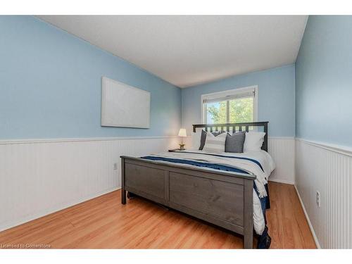 38-235 Saginaw Parkway, Cambridge, ON - Indoor Photo Showing Bedroom