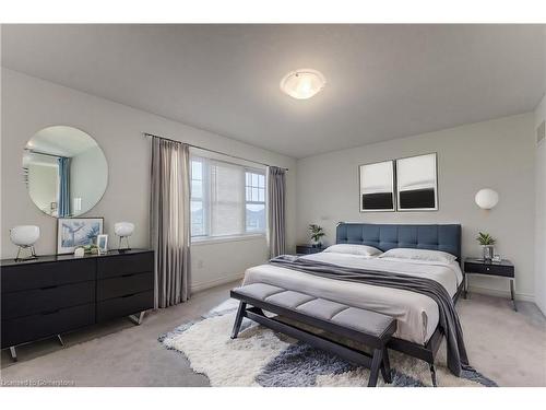 68 Ridge Road, Cambridge, ON - Indoor Photo Showing Bedroom