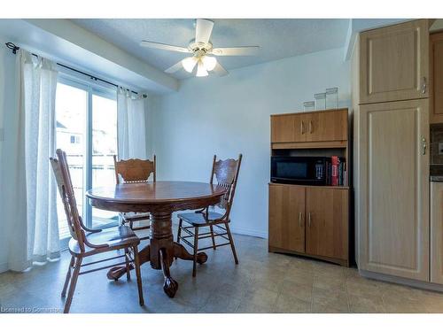 1130 Copper Leaf Crescent, Kitchener, ON - Indoor Photo Showing Dining Room