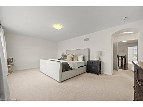 468 Equestrian Way, Cambridge, ON - Indoor Photo Showing Bedroom