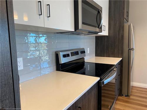 311-28 Westhill Drive, Waterloo, ON - Indoor Photo Showing Kitchen With Stainless Steel Kitchen