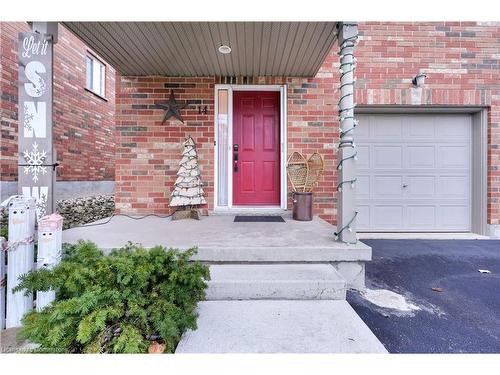 14-30 Bryan Court, Kitchener, ON - Outdoor