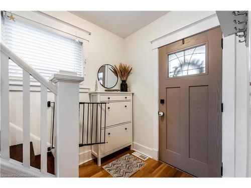 319 Douro Street, Stratford, ON - Indoor Photo Showing Other Room