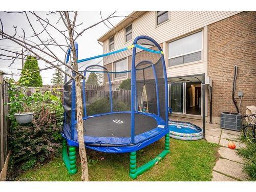 30-11 Grand River Boulevard, Kitchener, ON - Outdoor