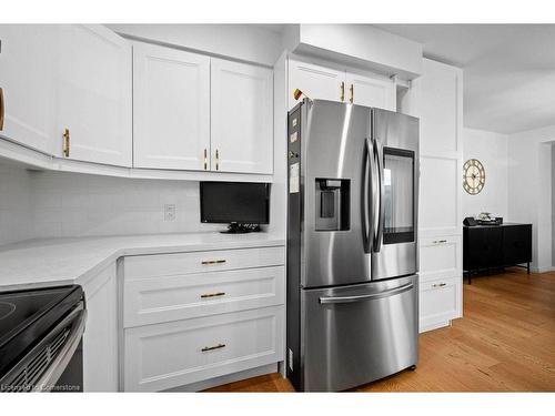 103 Norwich Road, Breslau, ON - Indoor Photo Showing Kitchen