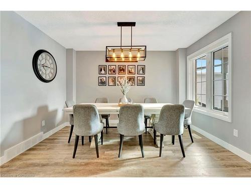 120 Wheatland Drive, Cambridge, ON - Indoor Photo Showing Dining Room