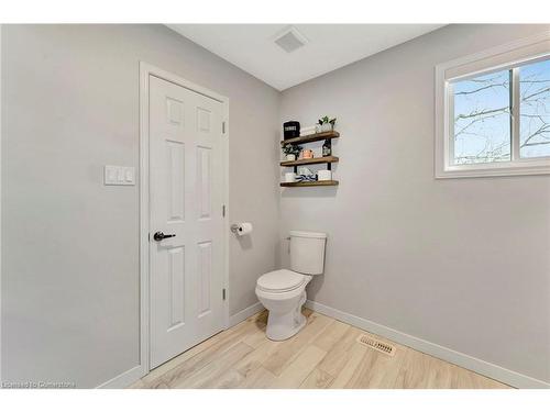 120 Wheatland Drive, Cambridge, ON - Indoor Photo Showing Bathroom