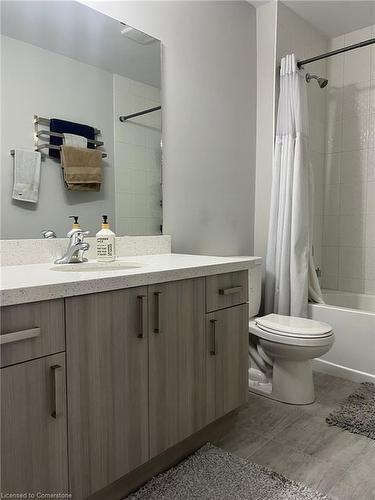 50-520 Grey Street, Brantford, ON - Indoor Photo Showing Bathroom