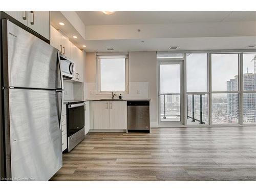 2511-108 Garment Street, Kitchener, ON - Indoor Photo Showing Kitchen