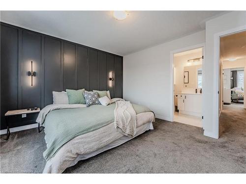 44-311 Woolwich Street Street, Waterloo, ON - Indoor Photo Showing Bedroom