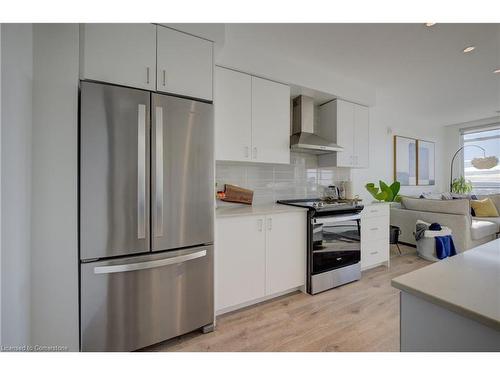 2006-50 Grand Avenue S Avenue, Cambridge, ON - Indoor Photo Showing Kitchen