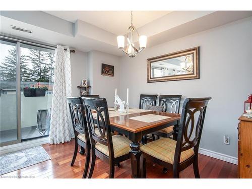 294-3267 King Street E, Kitchener, ON - Indoor Photo Showing Dining Room