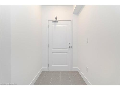 1105-460 Dundas Street E, Waterdown, ON - Indoor Photo Showing Other Room