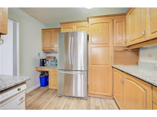 503-375 King Street N, Waterloo, ON - Indoor Photo Showing Kitchen