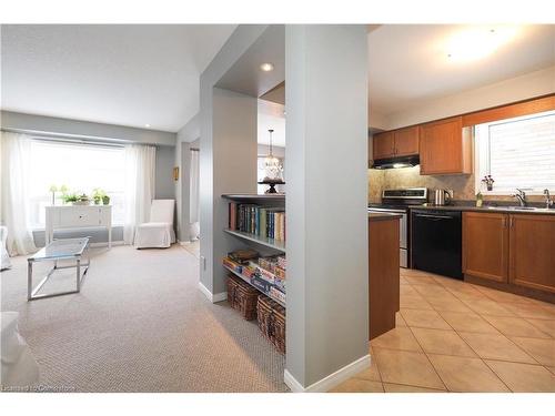 34 Swartz Street, Kitchener, ON - Indoor Photo Showing Kitchen