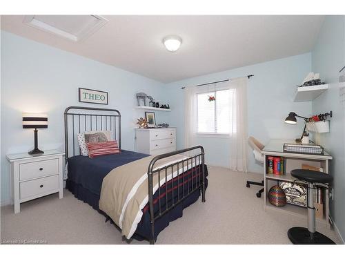 34 Swartz Street, Kitchener, ON - Indoor Photo Showing Bedroom