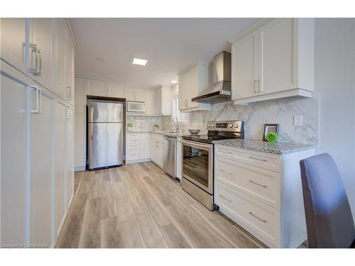 8 Bushmills Crescent, Guelph, ON - Indoor Photo Showing Kitchen With Stainless Steel Kitchen