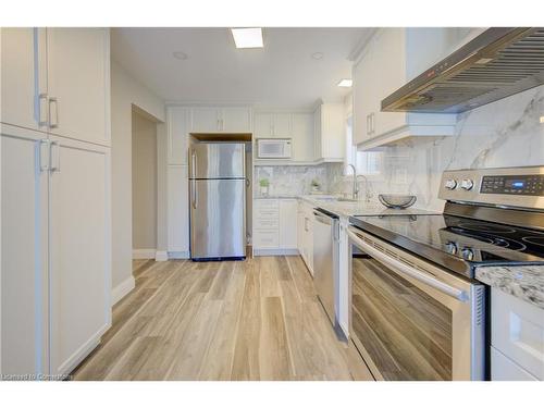 8 Bushmills Crescent, Guelph, ON - Indoor Photo Showing Kitchen With Stainless Steel Kitchen