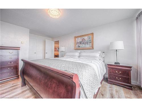 1806-55 Green Valley Drive, Kitchener, ON - Indoor Photo Showing Bedroom