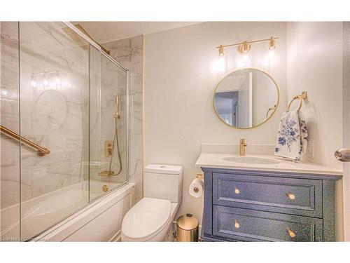 1806-55 Green Valley Drive, Kitchener, ON - Indoor Photo Showing Bathroom