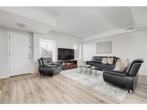 G-1674 Fischer Hallman Road, Kitchener, ON - Indoor Photo Showing Living Room