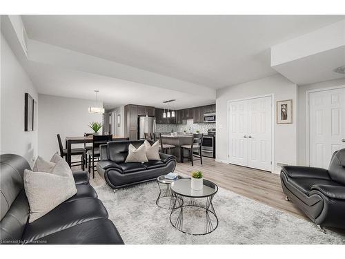 G-1674 Fischer Hallman Road, Kitchener, ON - Indoor Photo Showing Living Room