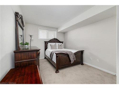 G-1674 Fischer Hallman Road, Kitchener, ON - Indoor Photo Showing Bedroom