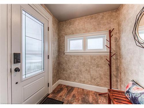 19 Paisley Heights, Cambridge, ON - Indoor Photo Showing Other Room