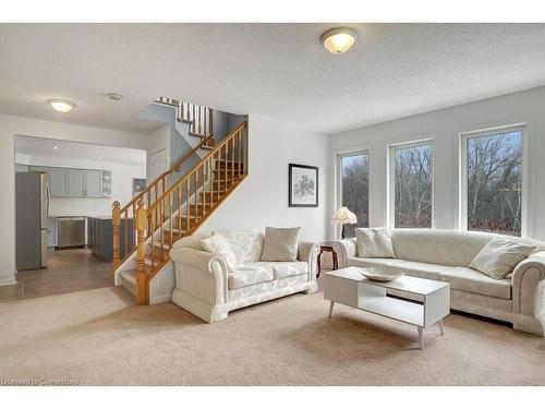 79 Glazebrook Crescent, Cambridge, ON - Indoor Photo Showing Living Room