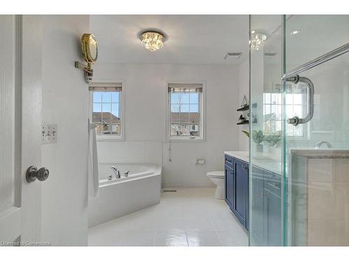 79 Glazebrook Crescent, Cambridge, ON - Indoor Photo Showing Bathroom