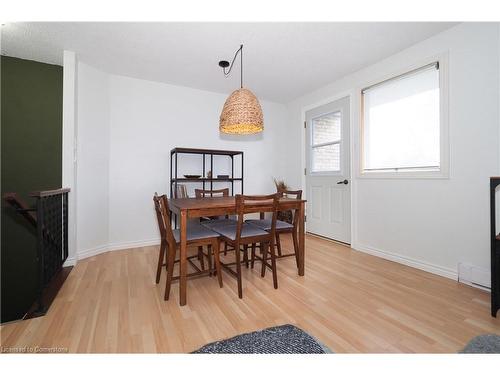 14-35 Breckenridge Drive, Kitchener, ON - Indoor Photo Showing Dining Room