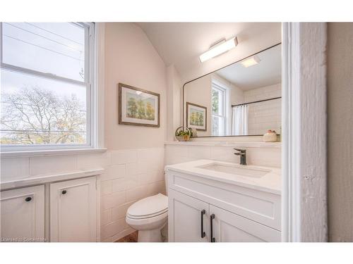 291 Mill Street, Kitchener, ON - Indoor Photo Showing Bathroom