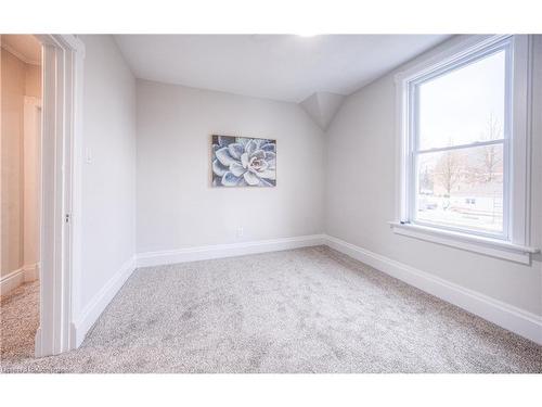 291 Mill Street, Kitchener, ON - Indoor Photo Showing Other Room