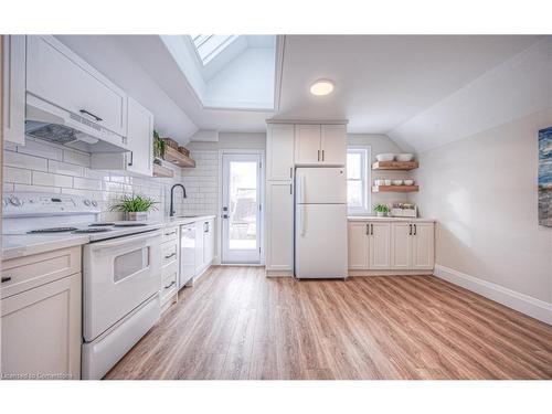 291 Mill Street, Kitchener, ON - Indoor Photo Showing Kitchen