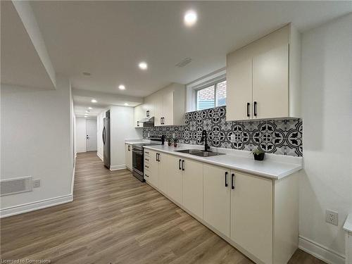 2-340 Watervale Crescent, Kitchener, ON - Indoor Photo Showing Kitchen With Double Sink