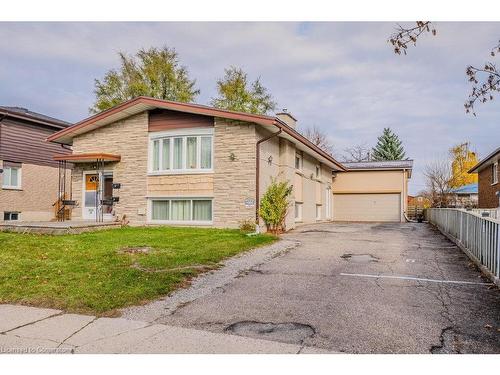 72 Obermeyer Drive, Kitchener, ON - Outdoor