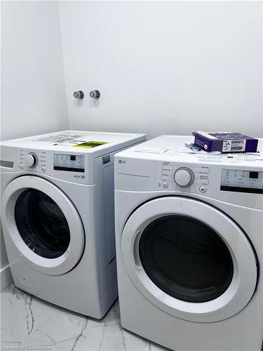 Lower-5 Kastner Street, Stratford, ON - Indoor Photo Showing Laundry Room