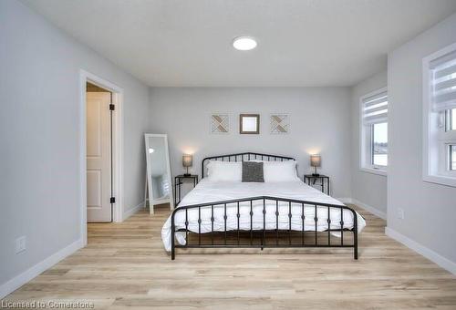 61 Wilkinson Avenue, Cambridge, ON - Indoor Photo Showing Bedroom