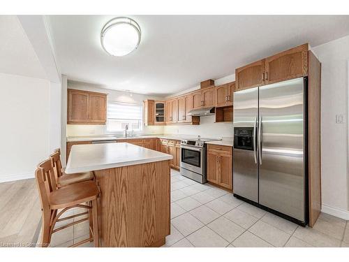 358 New Forest Court, Waterloo, ON - Indoor Photo Showing Kitchen