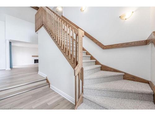 358 New Forest Court, Waterloo, ON - Indoor Photo Showing Other Room