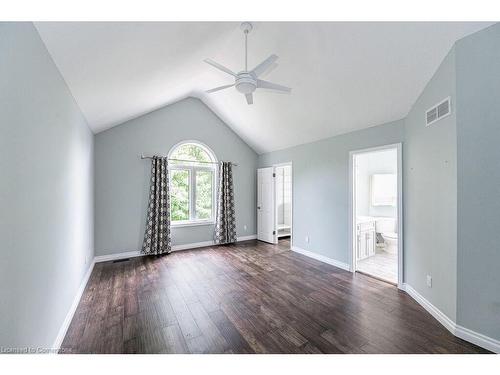 358 New Forest Court, Waterloo, ON - Indoor Photo Showing Other Room