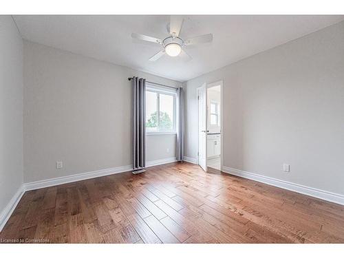 358 New Forest Court, Waterloo, ON - Indoor Photo Showing Other Room