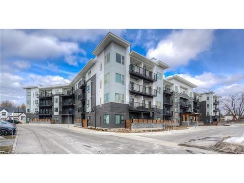 416-110 Fergus Avenue, Kitchener, ON - Outdoor With Facade