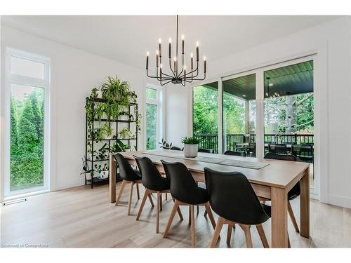 195 Riverbank Drive, Cambridge, ON - Indoor Photo Showing Dining Room