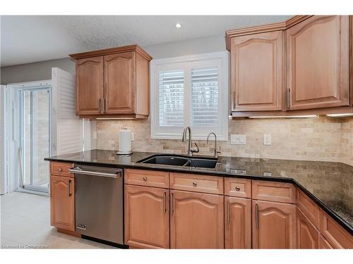 425 Pastern Trail, Waterloo, ON - Indoor Photo Showing Kitchen With Double Sink